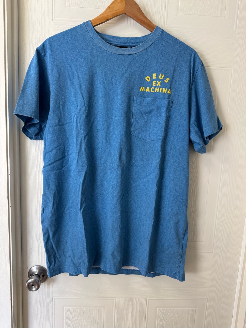 Men's deus